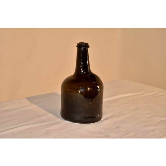 English Mid-18th Century Hand Blown Amber Glass Bottle For Sale - Image 3 of 6