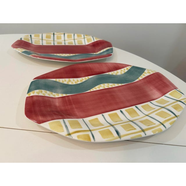 Ceramic 1980s Post Modern "Mallorca" Jade Raspberry Serving Bowls and Platters by Ann Mallory- Set of 6 For Sale - Image 7 of 12