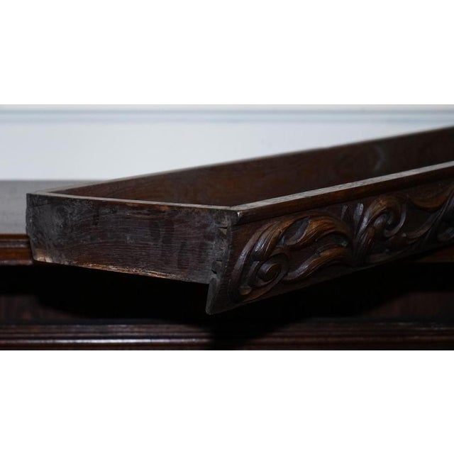 Gold Antique Oak Greenman & Lionheads Dwarf Open Bookcase, 1880 For Sale - Image 8 of 17