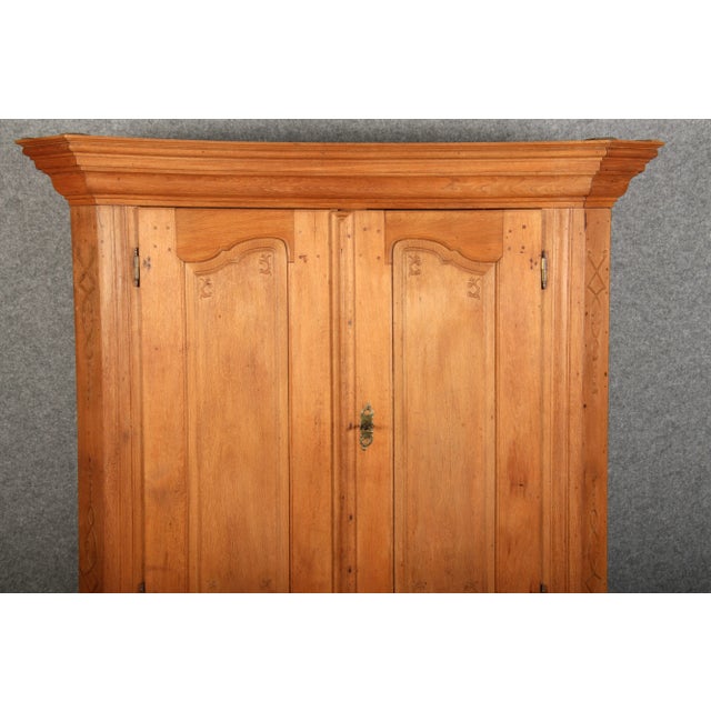Antique Rococo Baroque Cabinet in Oak, 1750 For Sale - Image 12 of 18