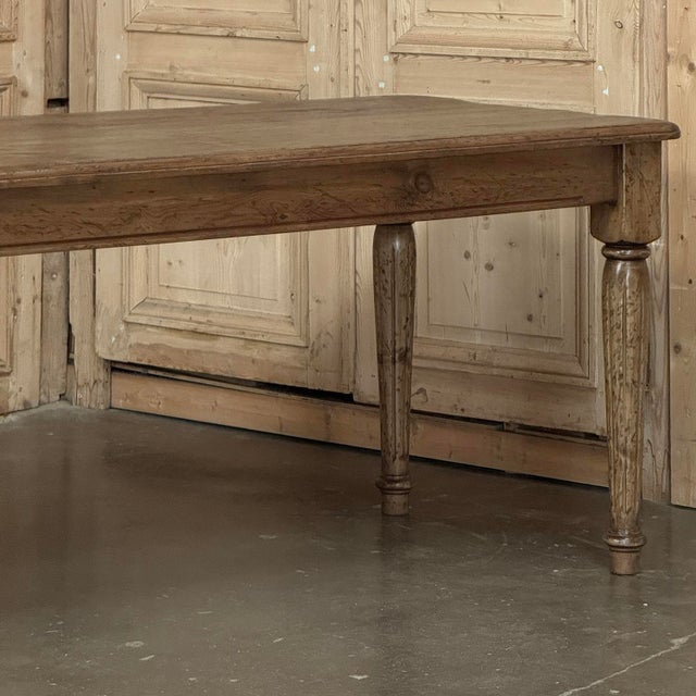 Antique English Rustic Pine Farm Table ~ Dining Table With Drawer For Sale In Dallas - Image 6 of 18