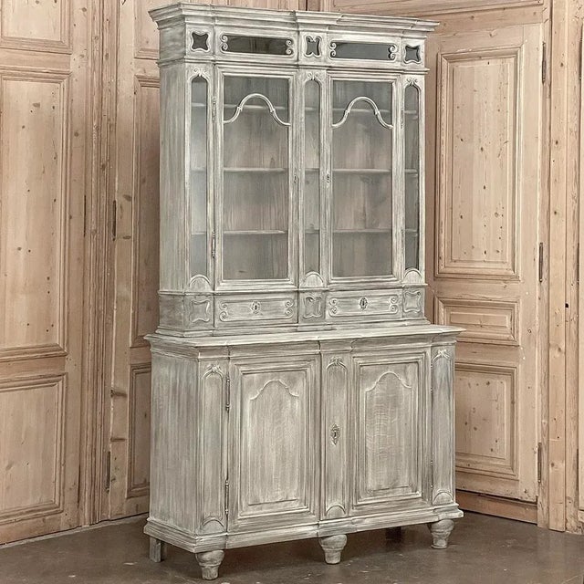 Antique Liegoise Neoclassical Whitewashed Bookcase ~ Display Cabinet For Sale - Image 13 of 13
