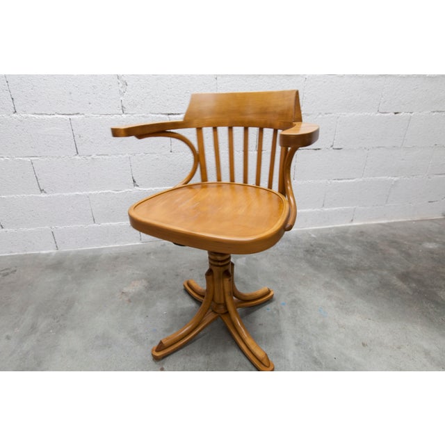 Scandinavian Swivel Office Chair in Bentwood from Thonet, 1960s For Sale - Image 6 of 18