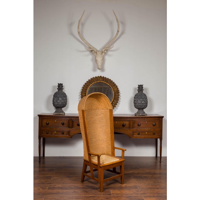 Scottish 1900s Orkney Island Canopy Chair with Hooded Handwoven Straw Back For Sale - Image 4 of 10