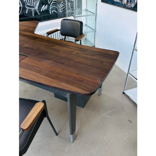 Presidence Executive Desk with Executive Chairs from Jean Prouvé, Set of 4, in Very Good conditions. Designed 1950 to 1959...