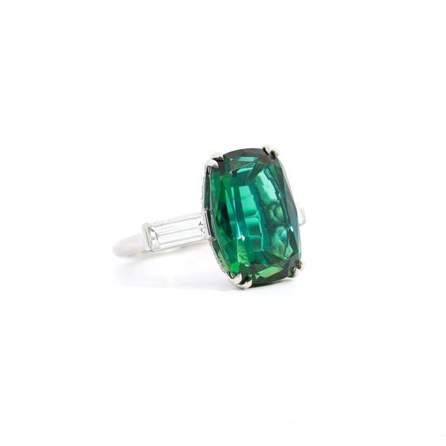 Early 20th Century 12.68 Carat Zoisite Green Tanzanite & Diamond Ring in Platinum 950 | IGI Certifi, Size 7 For Sale - Image 5 of 12