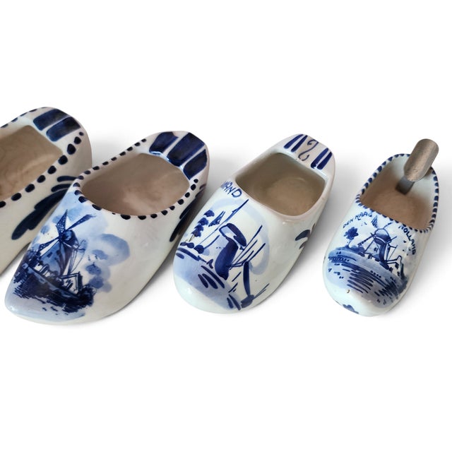 Misc Collection of 5 Vintage Blue & White Delft Pottery Shoe Ashtrays For Sale - Image 9 of 9