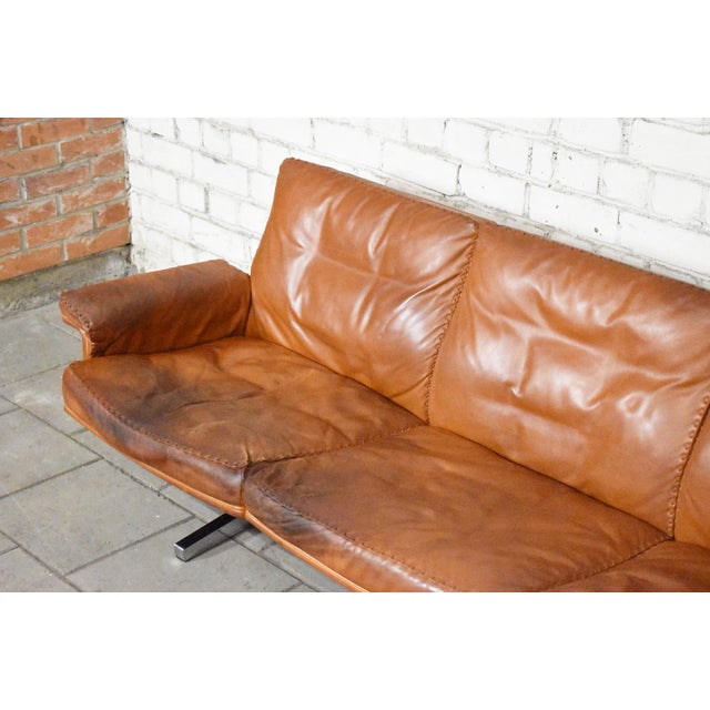 Leather DS 31 Sofa from de Sede, Switzerland, 1970s For Sale - Image 4 of 9