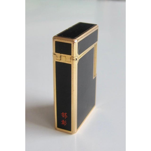 Black Lacquer and Gold Lighter by S. T. Dupont, France, 1970s For Sale - Image 4 of 9