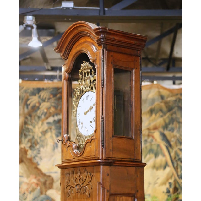 Brown Mid-18th Century French Louis XV Carved Walnut Tall Case Clock From Lyon For Sale - Image 8 of 18