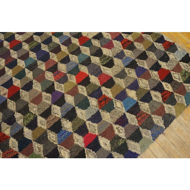 1930s Multicolor Hexagonal Geometric Antique American Hooked Rug 4'2'' X 5'4'' Handwoven Wool Carpet For Sale - Image 9 of 9