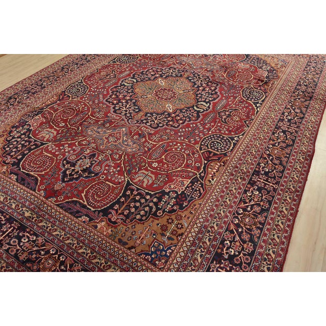 Farmhouse Mahvelat Rug 10′ X 13’2” Red Wool Vintage Traditional Hand-Knotted Carpet For Sale - Image 3 of 15