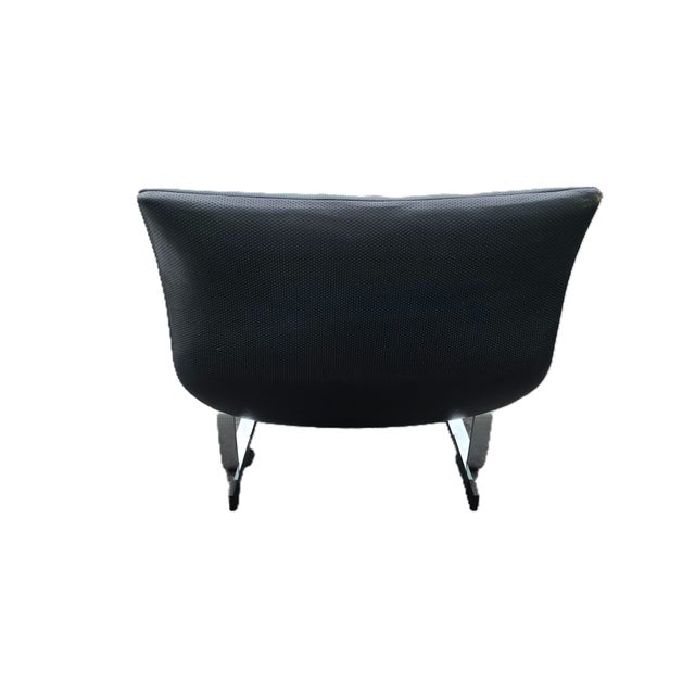 Mid-Century Modern 1970's Postmodern Giovanni Offredi for Saporiti Italia Wave Lounge Chair For Sale - Image 3 of 6