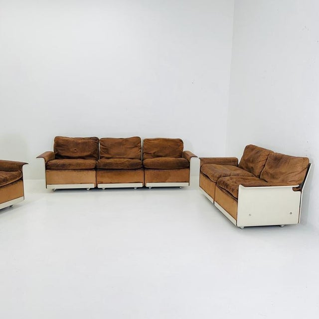 Contemporary Vintage Space Age Living Room Set in Leather and Alcantara by Dieter Rams for Vitsoe, Germany, 1960s, Set of 3 For Sale - Image 3 of 18
