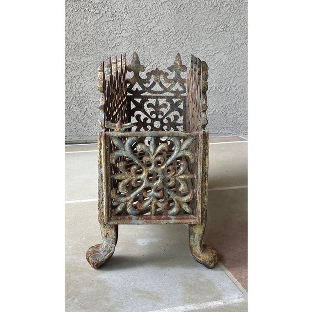 Burnt Umber Late 19th-Century Victorian Gothic-Style Cast Iron Fleur-De-Lis Tracery Panel Jardinière on Lion Paw Feet For Sale - Image 8 of 18