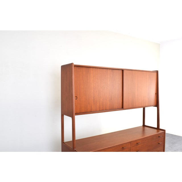 Mid-Century Modern Danish Teak Sideboard by Hans Wegner for Ry Møbler, 1950s For Sale - Image 4 of 18