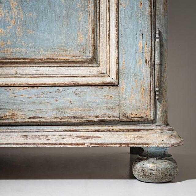 Display Cabinet, Late 18th-Early 19th Century For Sale - Image 6 of 8