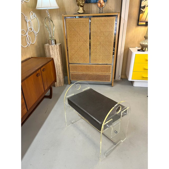 1970s Vintage 1970s Clear Acrylic Lucite Vanity Stool New Upholstered Seat For Sale - Image 5 of 8