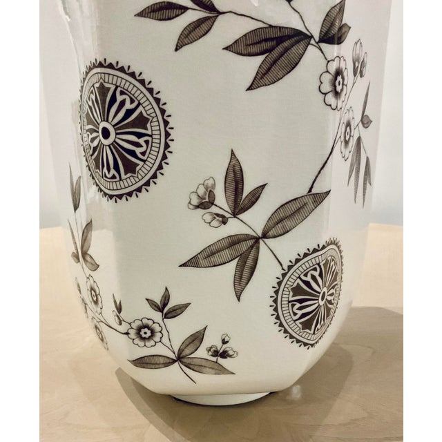 Port 68 Port 68 Modern Brown and White Hexagonal Temba Vase For Sale - Image 4 of 4