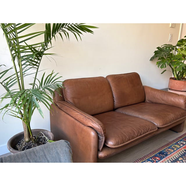 De Sede Ds-61 two-seat sofa, manufactured in Switzerland, in the 1960s. A masterpiece of function and style — the sofa is...