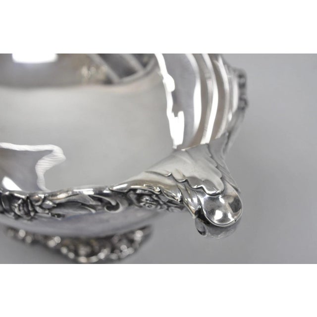 Metal Vintage Lunt Victorian Silver Plated Oval Pedestal Base Rose Pattern Fruit Bowl For Sale - Image 7 of 17