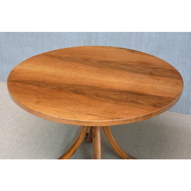 Sculptural Round Dining Table in Walnut by Osvaldo Borsani for Atelier Borsani Varedo, 1945 For Sale - Image 11 of 15