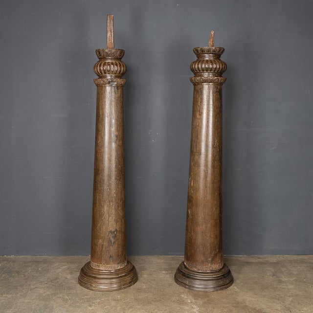 19th Century Indian Handcarved Architectural Columns, 1860s, Set of 2 For Sale - Image 3 of 16