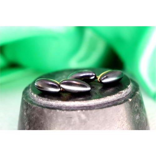 Oval Shaped Gold Cufflinks with Black Tanzanites, Set of 2 For Sale - Image 3 of 7