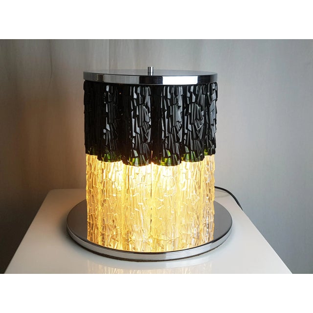 Green Large Chrome-Plated Metal and White & Green Plastic Table Lamp, 1960s For Sale - Image 8 of 11