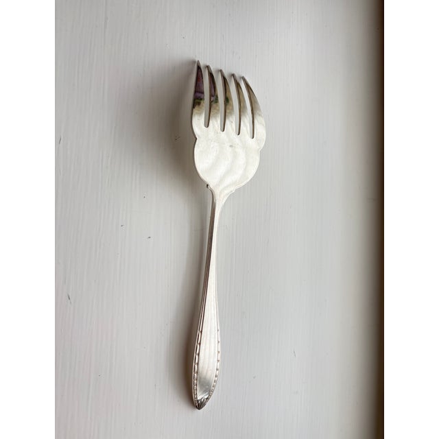 Victorian Antique Christofle Silverplate Fish Serving Fork, France, 1862–1867 For Sale - Image 3 of 6