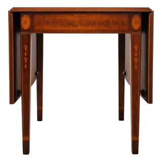 American Federal Mahogany Inlaid Hepplewhite Drop Leaf Dining Table 1820s For Sale