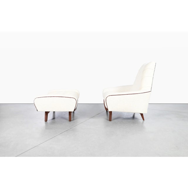 Adrian Pearsall Mid-Century Walnut Gondola Lounge Chair W/ Ottoman Attributed to Adrian Pearsall For Sale - Image 4 of 12