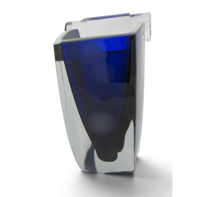Baccarat Crystal Cobalt Blue Oceanie Kaleidoscope Stopper Sculpture Vase For Sale In Portland, OR - Image 6 of 18
