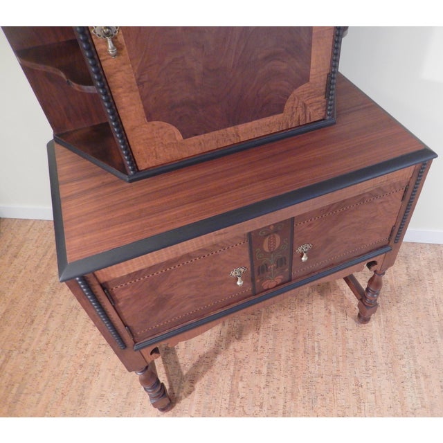 Traditional Early 20th Century Walnut Hutch For Sale - Image 3 of 7
