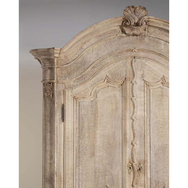 Early 19th Century Louis XV Oak Wardrobe, Rococo Style, France, Early 19th Century For Sale - Image 5 of 15