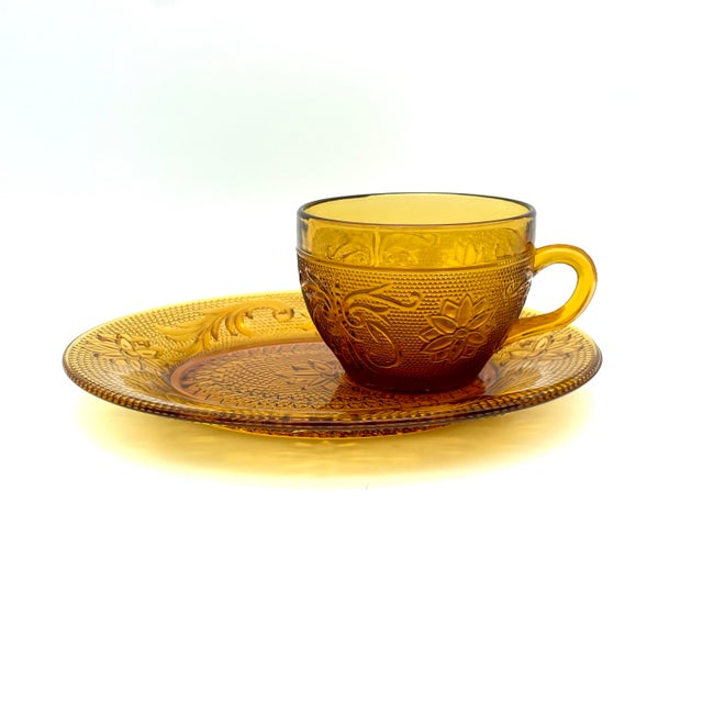 1970s Imperial Glass Tiara Daisy Sandwich Amber Glass Set- 28 Pieces For Sale - Image 9 of 13