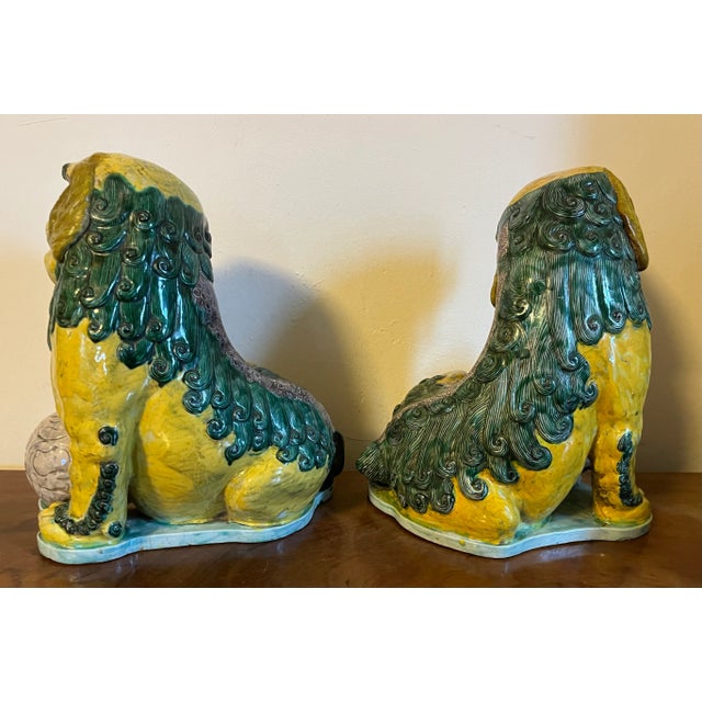 Antique 18th Century Chinese Famille Vert Foo Lion Dogs - a Pair For Sale - Image 10 of 13