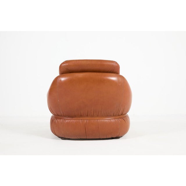1960s Italian Sculptural Leather Lounge Chair, 1960s For Sale - Image 5 of 11