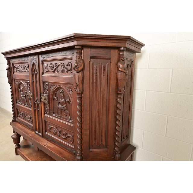 Antique French Gothic Revival Oak Bar Cabinet With Carved Figures, Circa 1890s For Sale In South Bend - Image 6 of 14