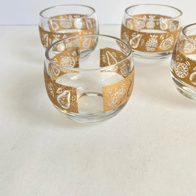Mid-Century Modern Vintage 1960s Roly Poly Glasses Small Shot MCM Gold Metallic Fruit Motif Set of 4 For Sale - Image 3 of 11