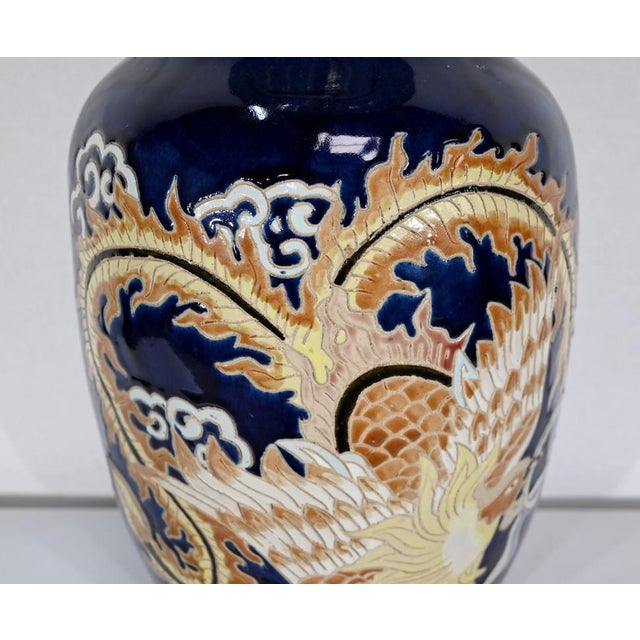 Chinese Porcelain Vase For Sale - Image 6 of 18