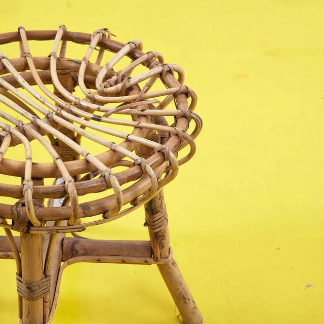 Discover the elegance of our rattan stool, a true design piece that combines functionality and style. Featuring a sturdy...