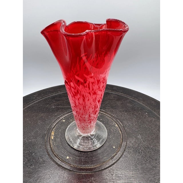 Murano Vintage MCM MURANO-style Hand-Blown Glass Ruffled Swirl Handkerchief Vase For Sale - Image 4 of 5
