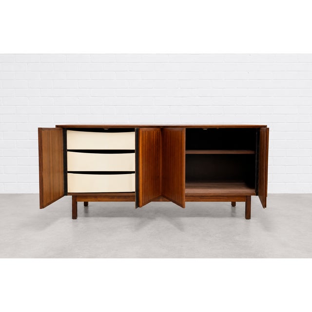 Brown Simple + Classic Walnut Mid Century Modern Credenza / Media Stand / Sideboard by Dillingham, C. 1960's For Sale - Image 8 of 11