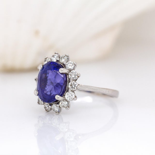 Art Deco 4.4cts Tanzanite Ring W Earth Mined Diamond Accent in 14k White Gold | Ov 10x8mm For Sale - Image 3 of 7