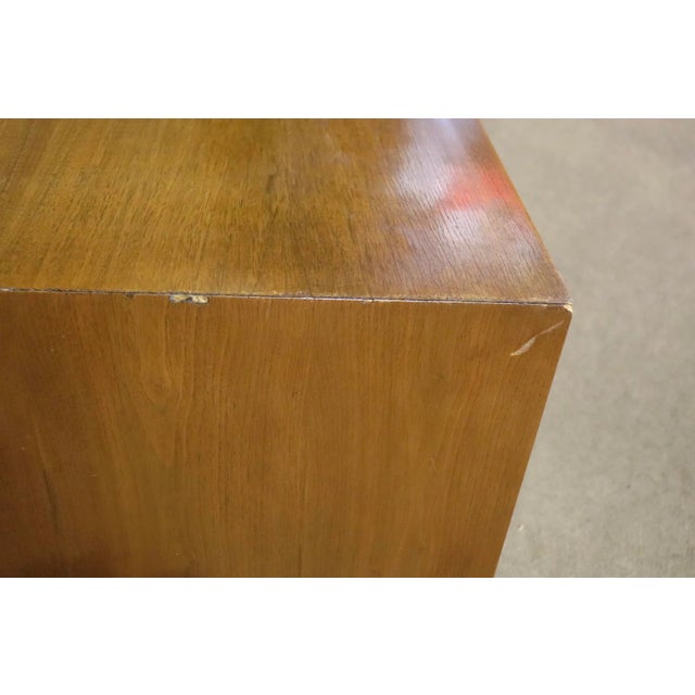 Wood Mid-Century Low Dresser For Sale - Image 7 of 9