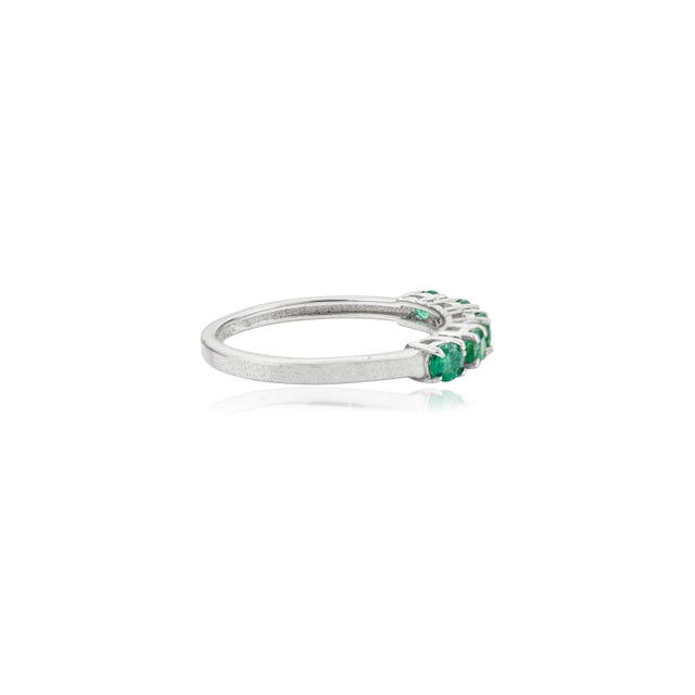 Not Yet Made - Made To Order Half Eternity 0.58 CTW Emerald & Diamond Alternating Stackable Band Ring for Women - Size 6 For Sale - Image 5 of 11