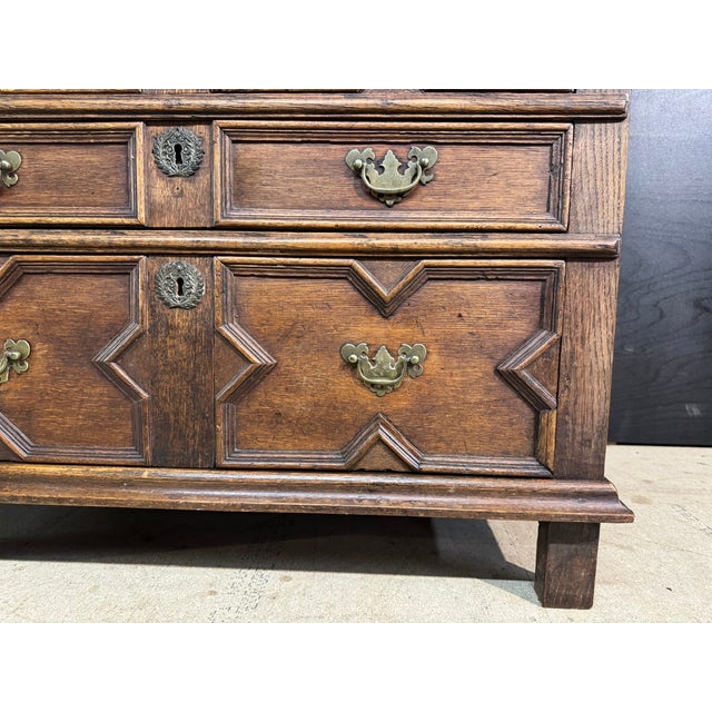 18th Century Oak Chest of Drawers, 1790s For Sale - Image 14 of 15