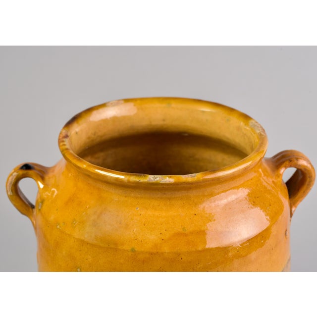 Early 20th Century French Mustard Glazed Confit Jar With Handles For Sale - Image 9 of 10