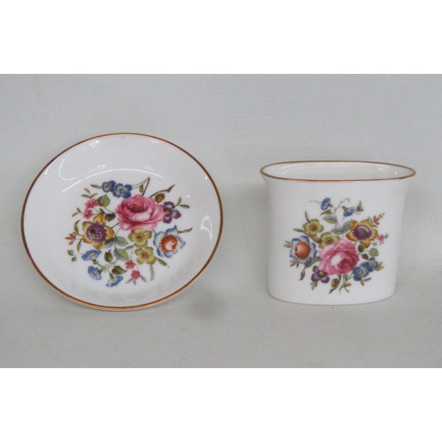 English Royal Worcester Bone China 2pc Box Set Bournemouth Pin Dish and Posy Vase 4954b For Sale - Image 3 of 14